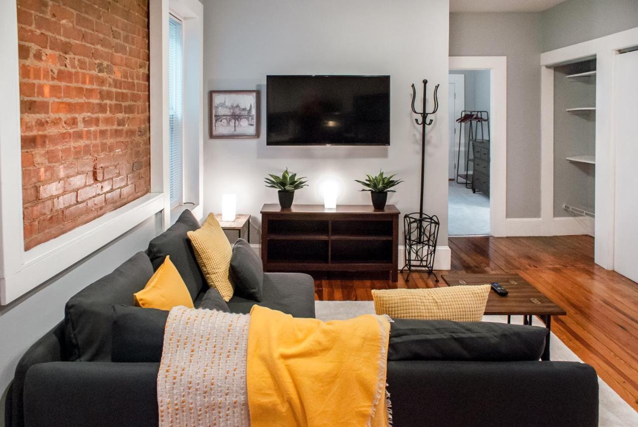 Gorgeous 1Br Wooster Sq. Apt. - Wshr/Dryr, Parking New Haven Kültér fotó